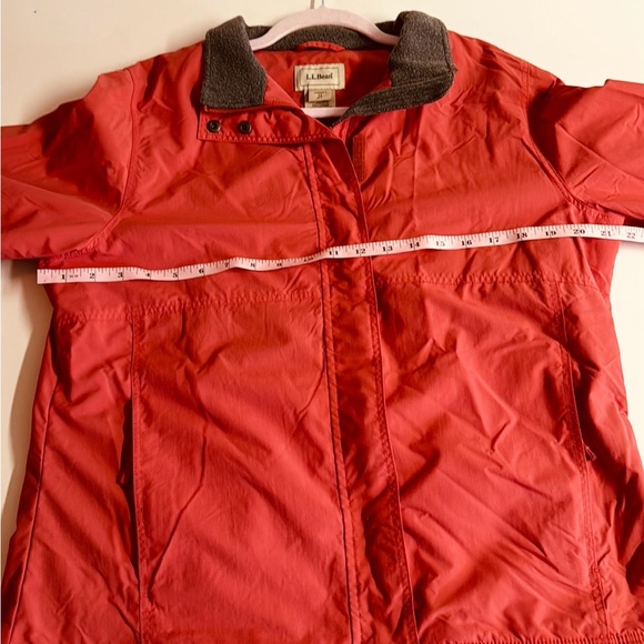Vtg. L.L.Bean-Preppy Classic Chore Coat with fleece lining in coral.Size M - Picture 3 of 10